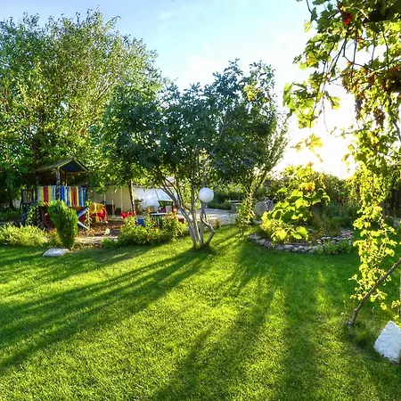 Levana Guest House Bŭlgarevo Exterior photo